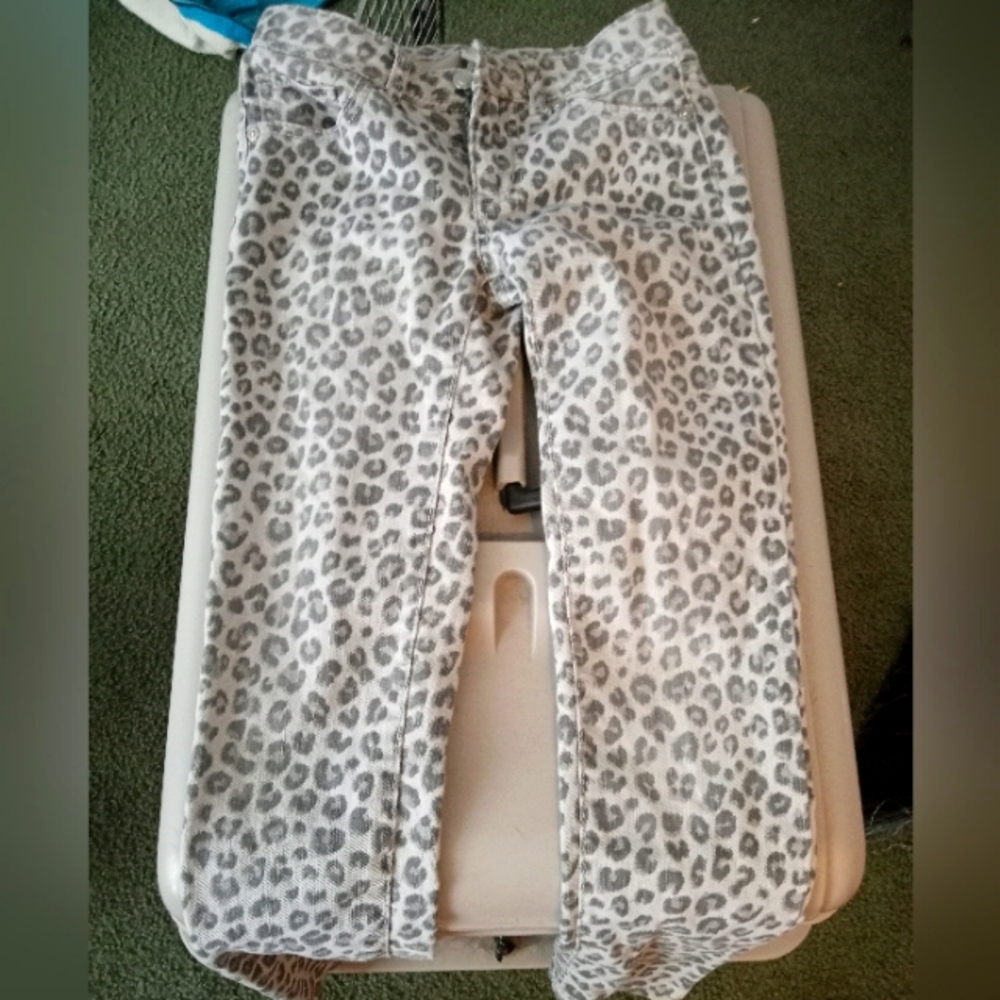 Leopard print jeans